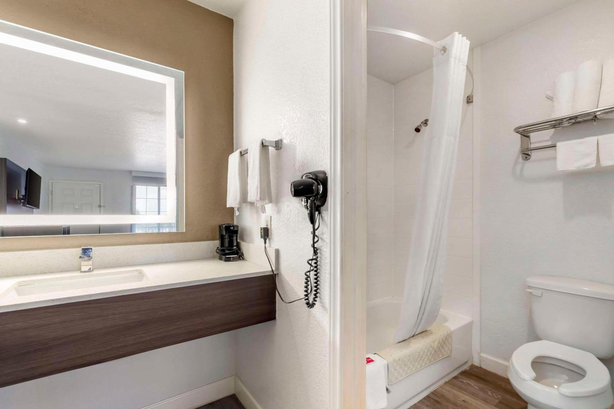 סן אנטוניו Econo Lodge Inn & Suites Near Lackland Afb מראה חיצוני תמונה