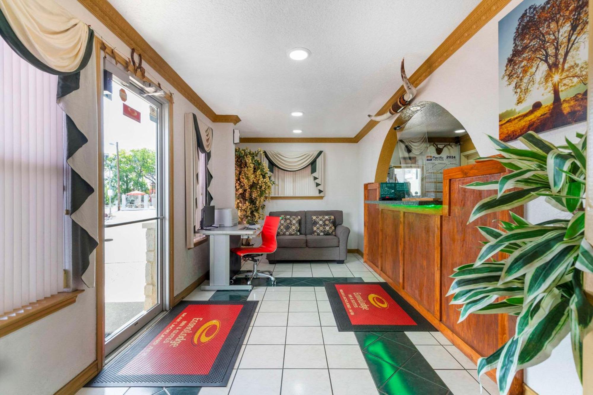 סן אנטוניו Econo Lodge Inn & Suites Near Lackland Afb מראה חיצוני תמונה