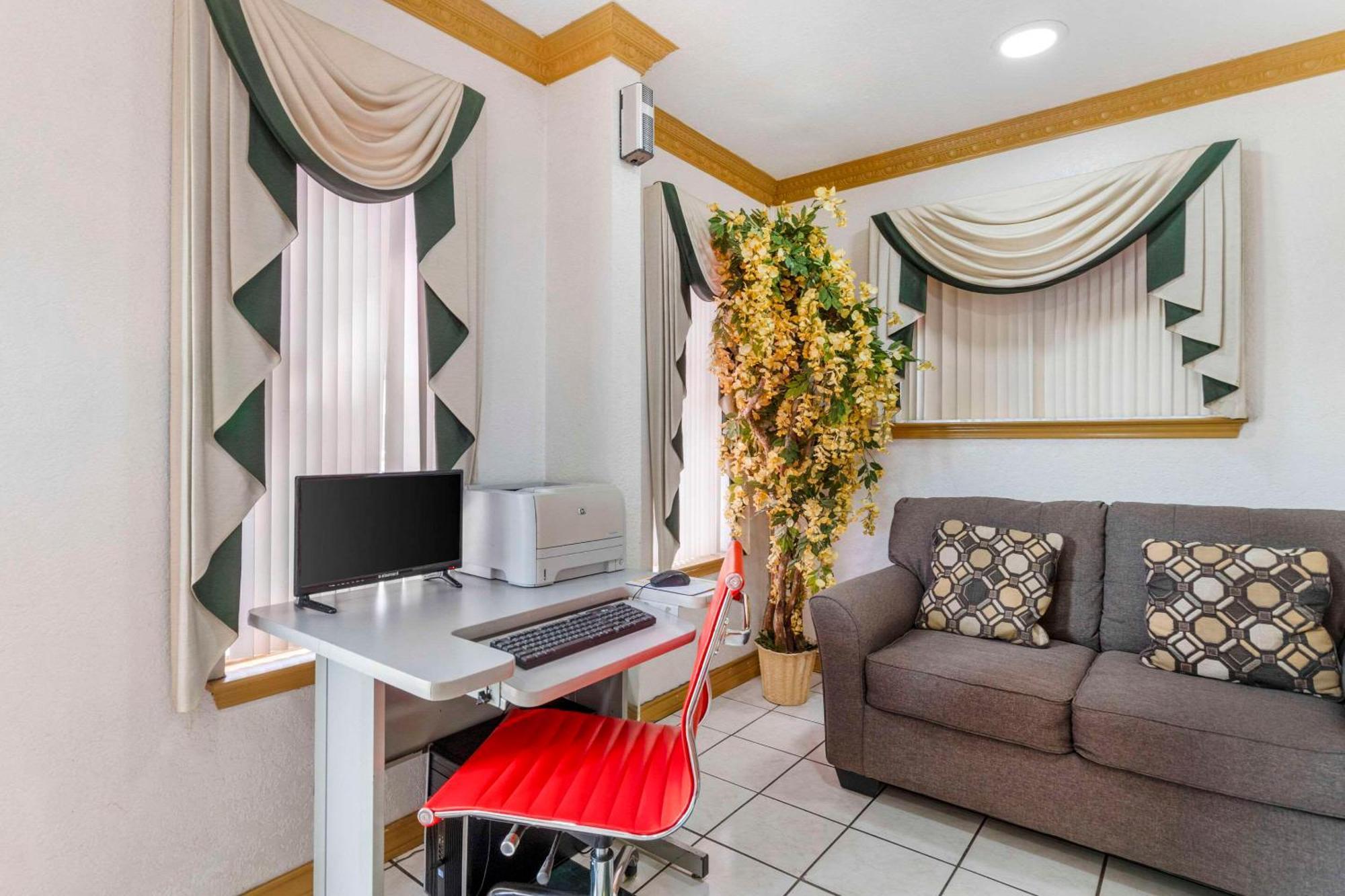 סן אנטוניו Econo Lodge Inn & Suites Near Lackland Afb מראה חיצוני תמונה